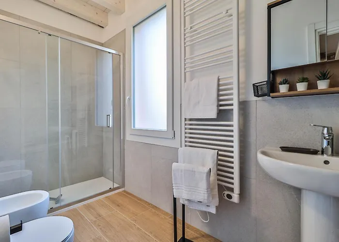 Luxury - Agnini 1 Castelfranco Emilia