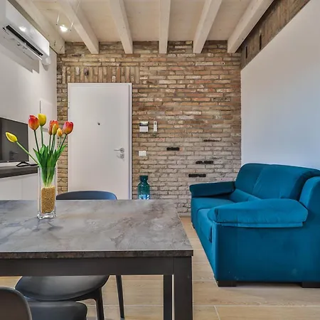 Luxury - Agnini 1 * Castelfranco Emilia