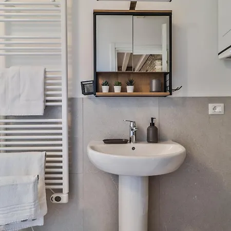 Luxury - Agnini 1 *